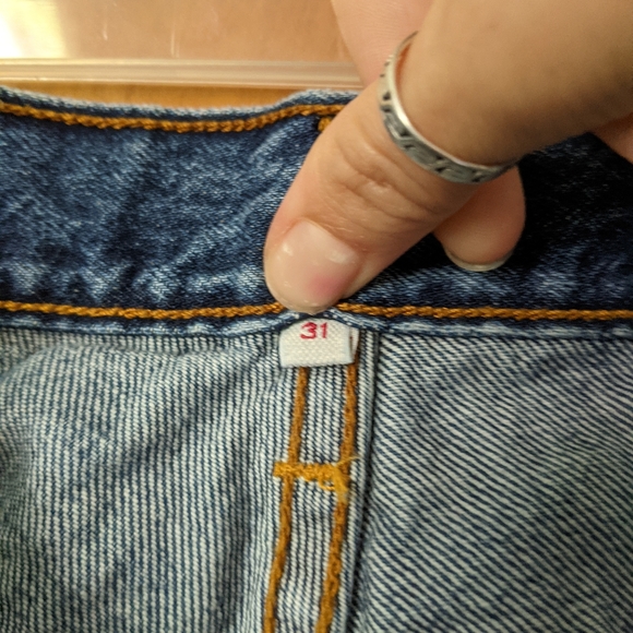Levi's Selvedge White Oak Cone denim jean shorts 31 medium dark wash RARE - Picture 3 of 7